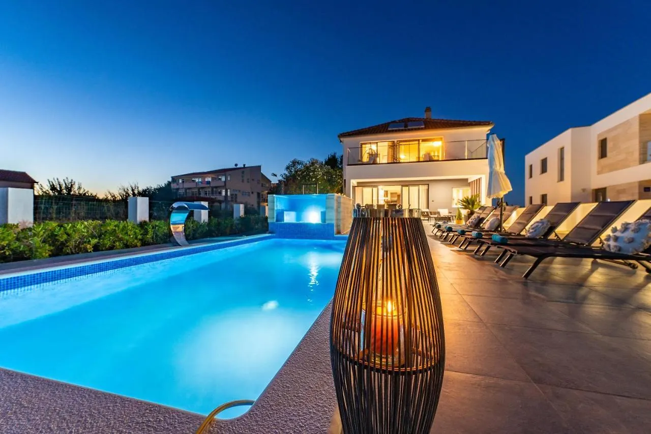 Luxury Villa Morea Sukosan