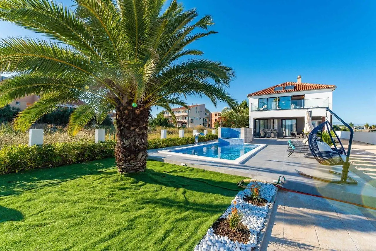 Luxury Villa Morea Sukosan
