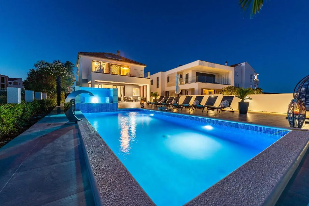 Luxury Villa Morea Sukosan